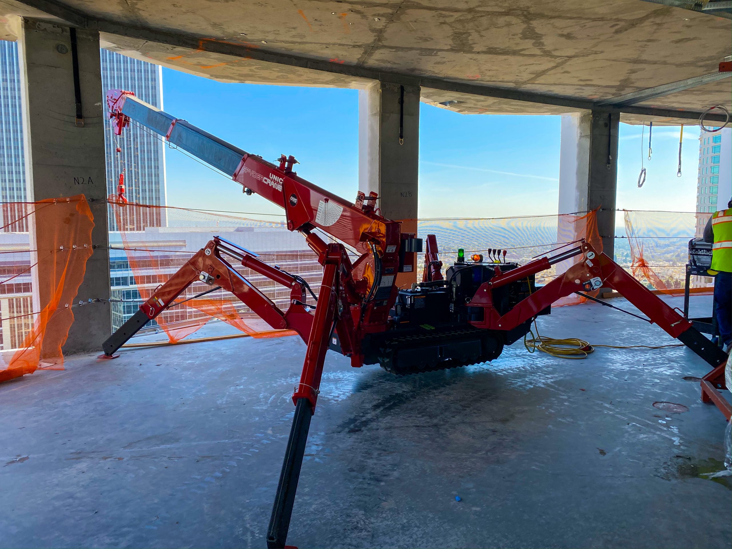 SPYDERCRANE URW095 mini crane on jobsite
