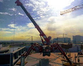 SPYDERCRANE overturn protection system on a rooftop jobsite