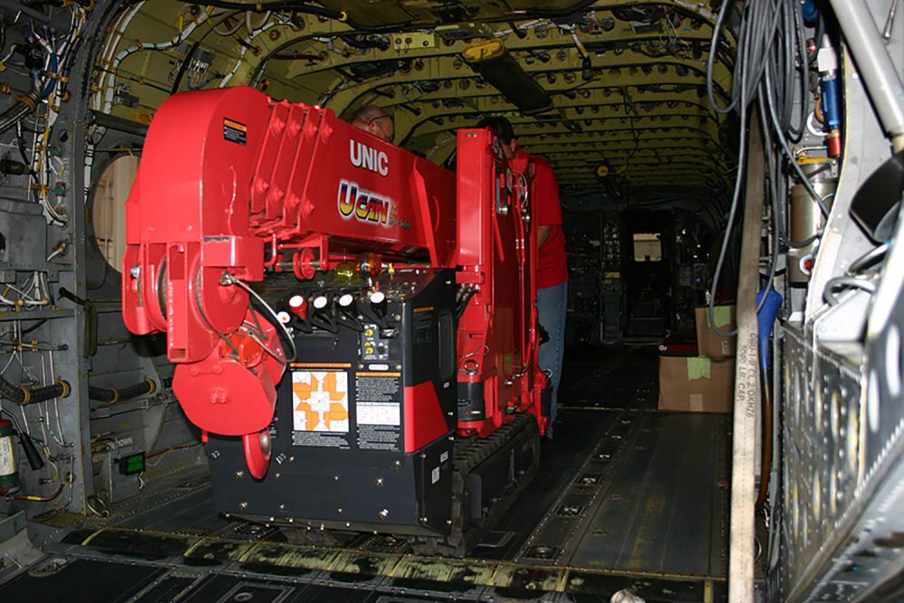 SPYDERCRANE URW295 mini crane on jobsite