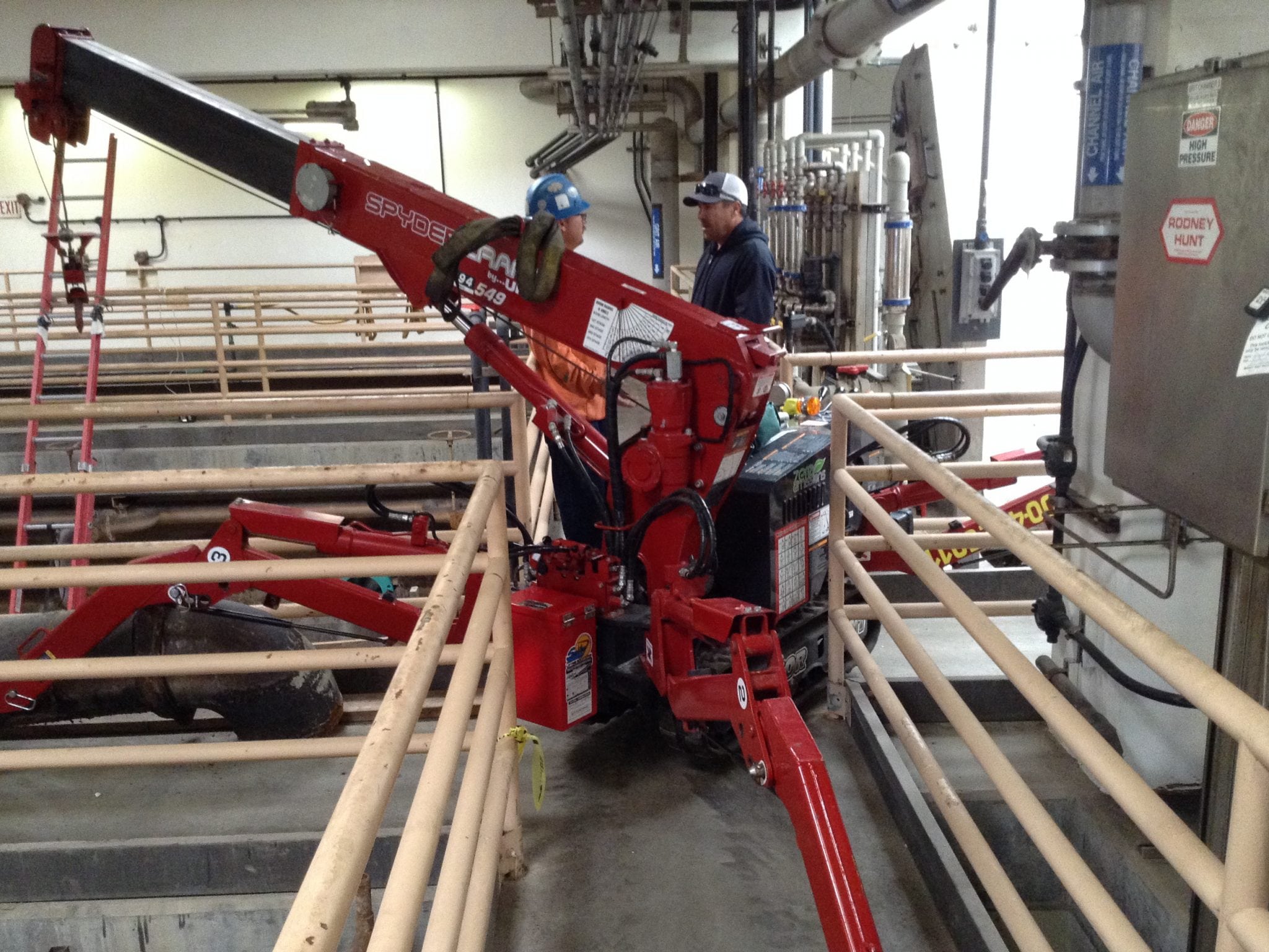 094 – San Rafael 1 Small Space Crane